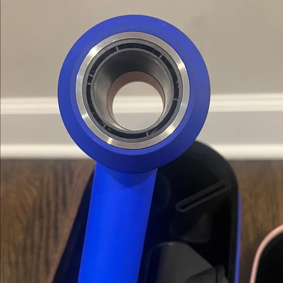 Dyson | Supersonic Blue and Pink Hair Dryer /Styling Set - Picture 4 of 10
